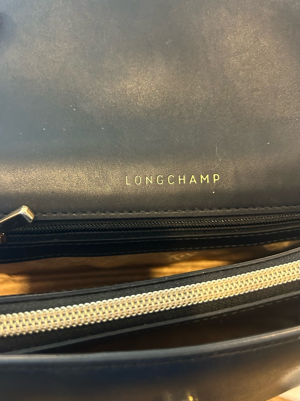 SOLD Longchamp Honore 404 Leather Crossbody - Picture 8 of 16